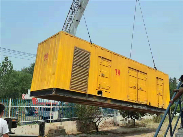 禹城300KW柴油发电机组油耗是多少?